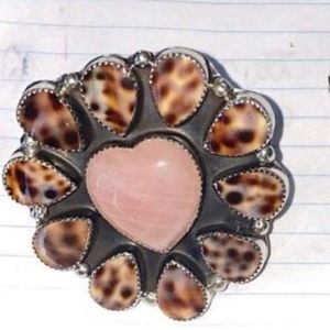 BNWT M&S Rose Quartz & Cowrie Ring